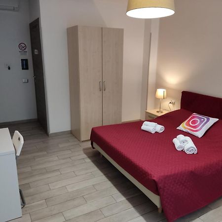 Guest House Web Room 피사 외부 사진